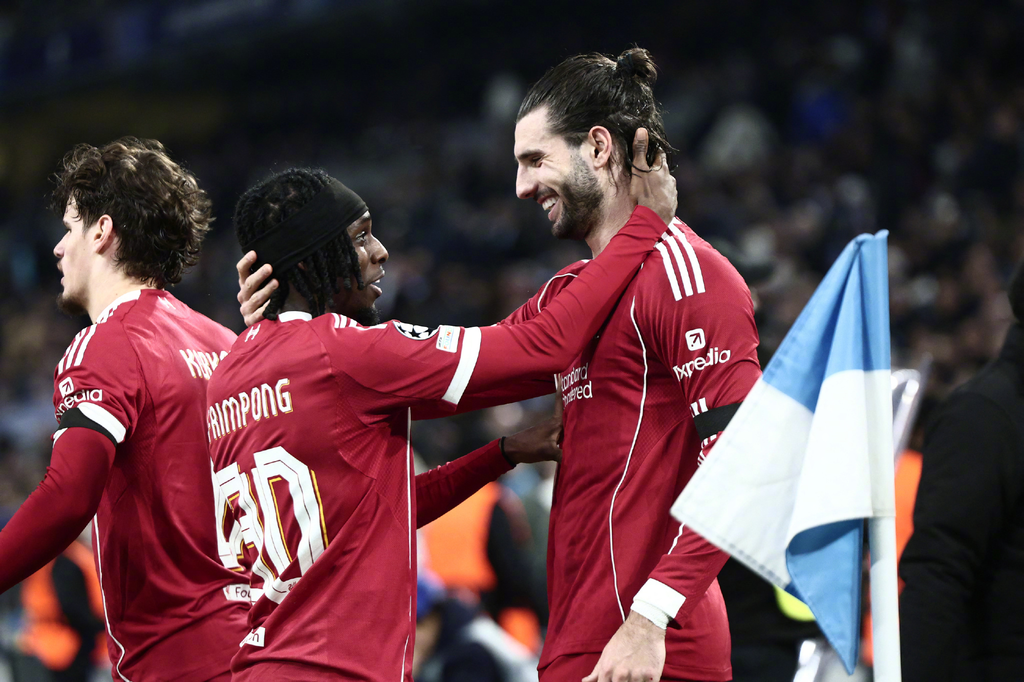 关于利物浦迎欧超杯关键赛，转会期战术微调，球迷炸锅，控场能力受关注的信息-ayx