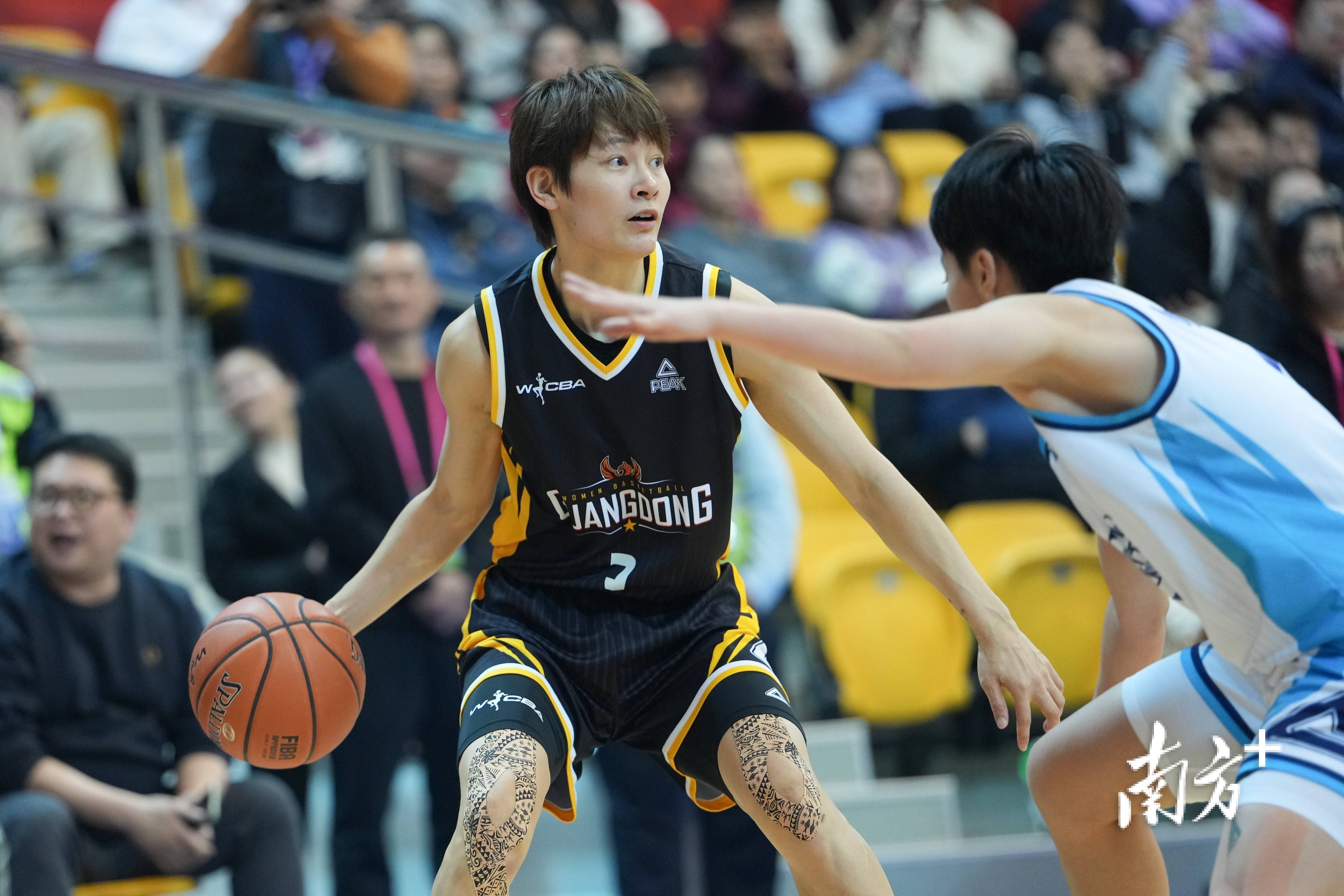 CBA常规赛赛程吃紧，埃因霍温赛前手感冰凉，压力陡增，心理建设被强调-爱游戏娱乐